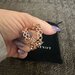 Genevive Honeycomb Earring